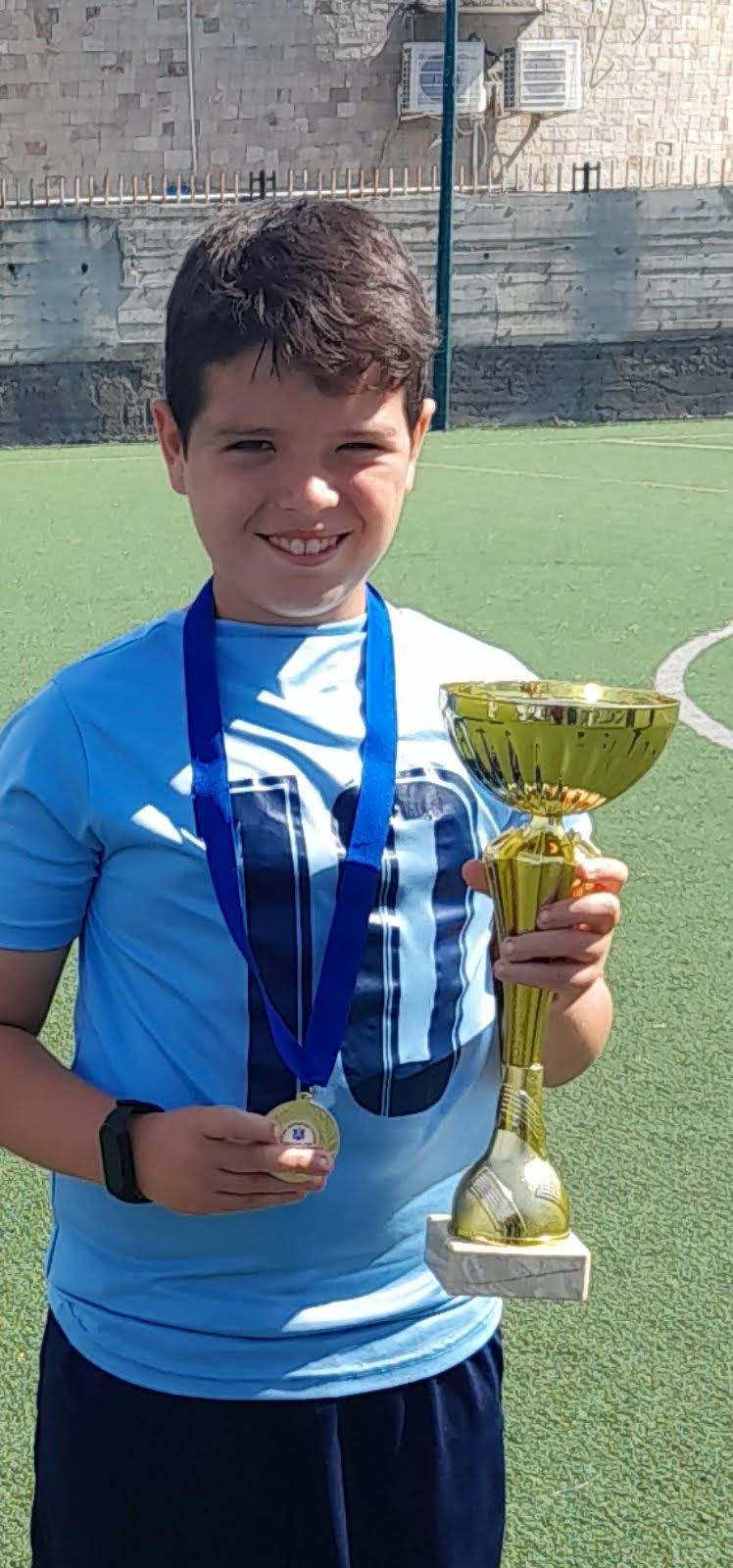 Венци с трофей